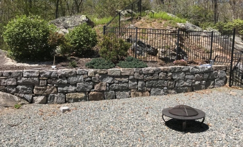 fieldstone retaining wall