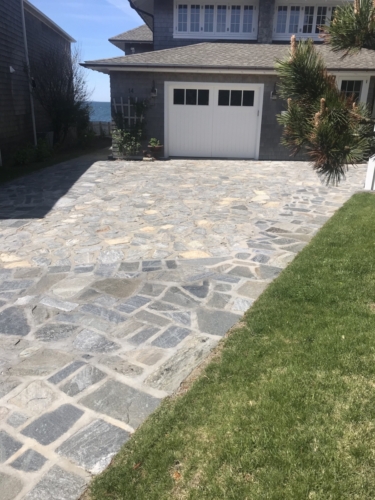 Fieldstone driveway