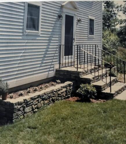 Fieldstone Steps and Planter