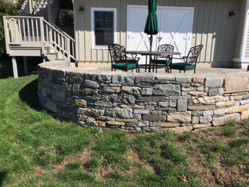 Granite Enclosed Circular Bluestone Patio