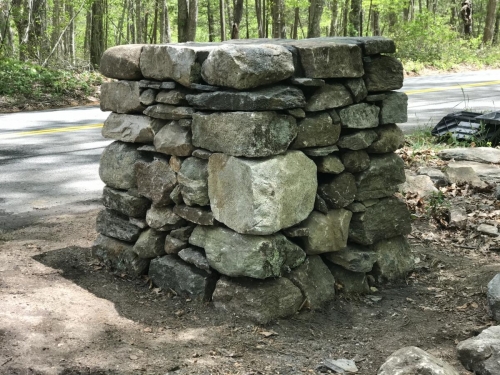 Rough fieldstone pillar