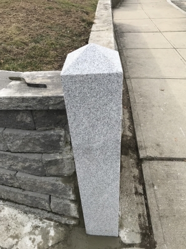 New granite post