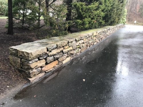 Double faced #wall on Niantic River RD