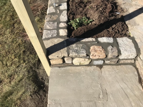 Small garden/retaining wall