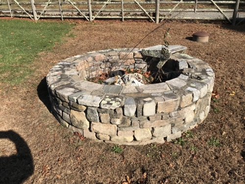 Stone firepit