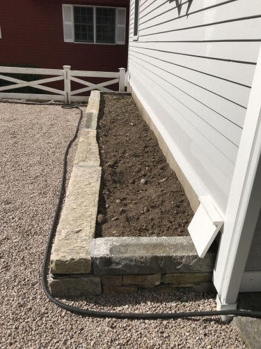 Granite retaining wall / planter